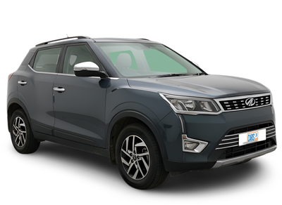 Mahindra XUV300-img